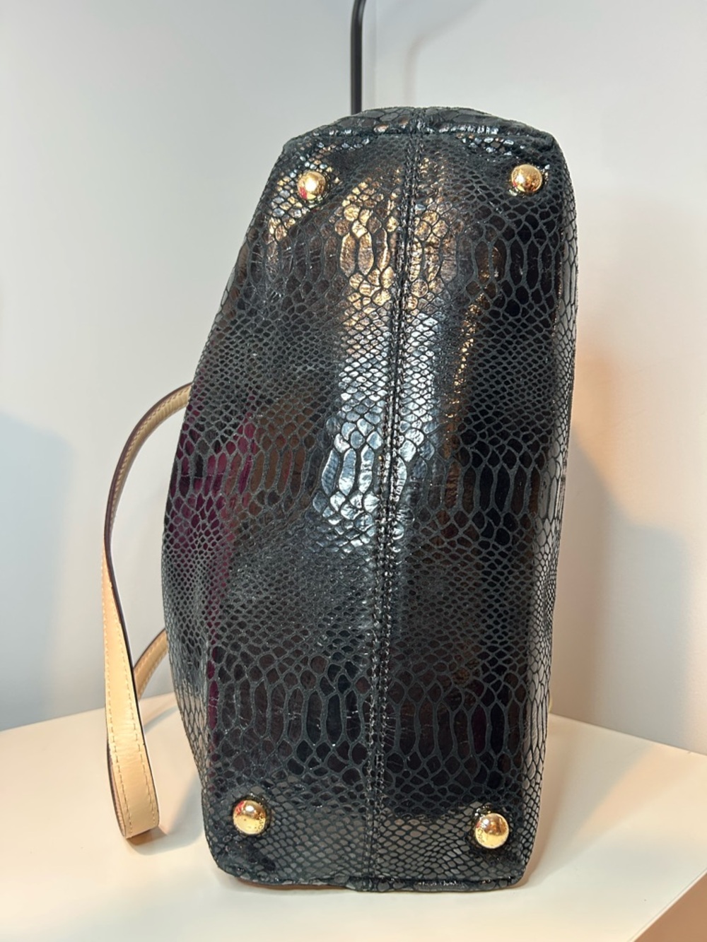 MICHAEL Michael Kors Black Python Pattern Tote Gold Hardware Nude Handle - Picture 10 of 10